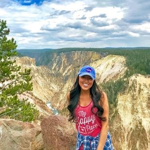 Meet your Posher, Megan